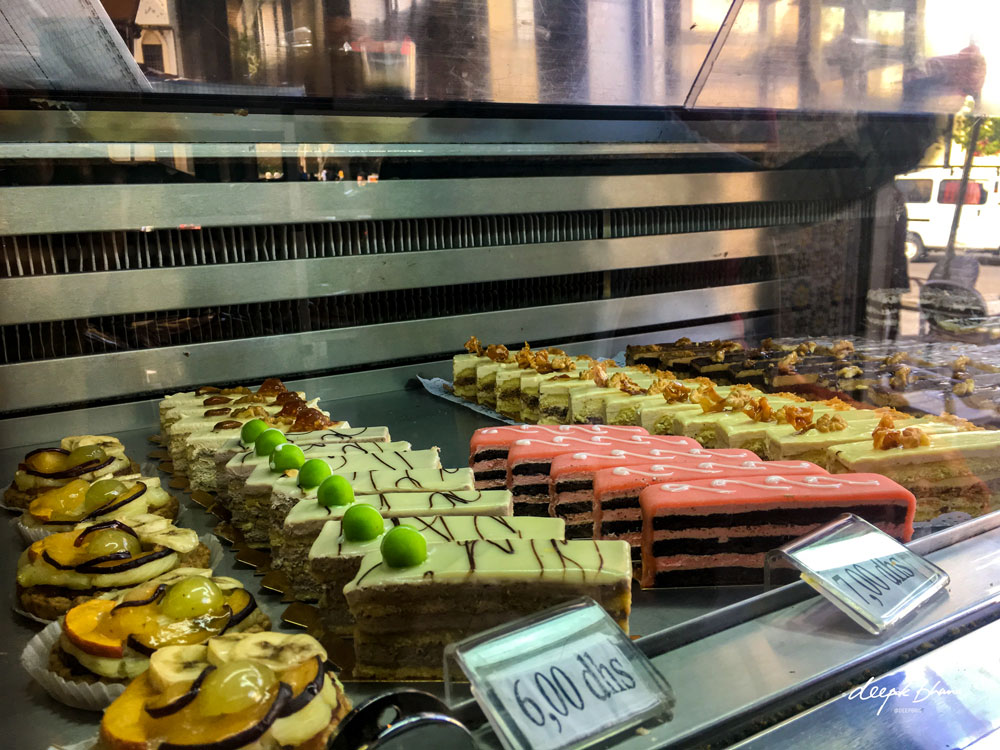 Todayfarer-Morocco-food-patisserie-pastries